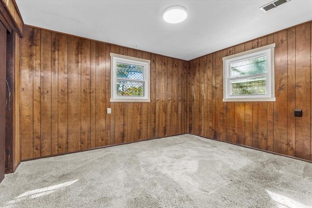 11595 W Edgerton AVENUE, Hales Corners, WI 53130
