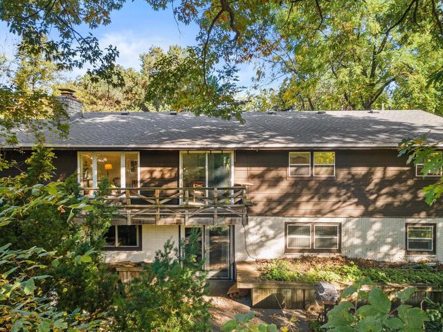 11595 W Edgerton AVENUE, Hales Corners, WI 53130