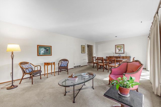 11595 W Edgerton AVENUE, Hales Corners, WI 53130