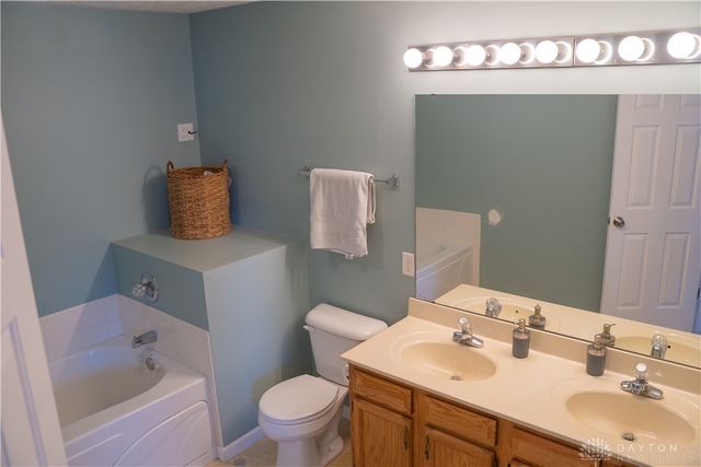 350 Bishea Court, Fairborn, OH 45324