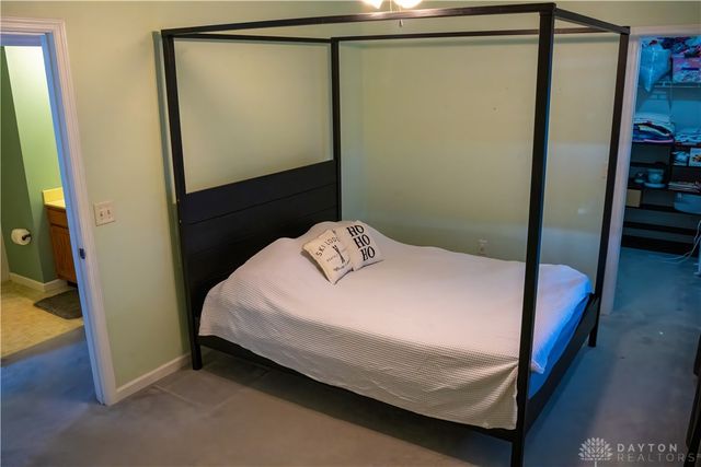 350 Bishea Court, Fairborn, OH 45324