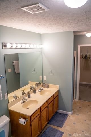 350 Bishea Court, Fairborn, OH 45324