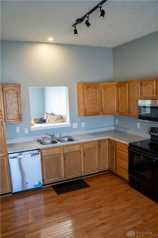 350 Bishea Court, Fairborn, OH 45324