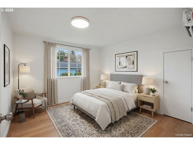 11931 Se RAYMOND St, Portland, OR 97266