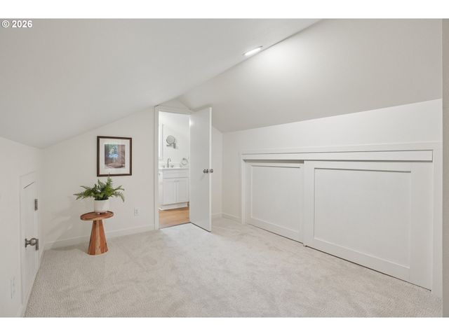 11931 Se RAYMOND St, Portland, OR 97266