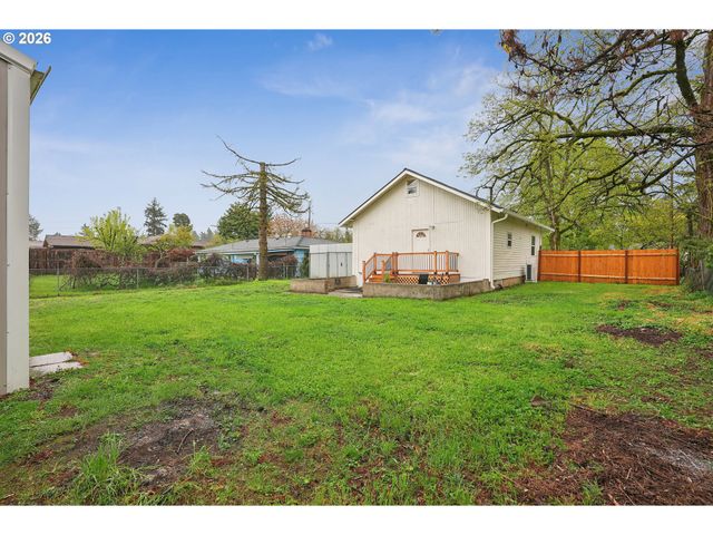 11931 Se RAYMOND St, Portland, OR 97266