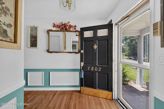 7802 Brynwood Ln, Louisville, KY 40291