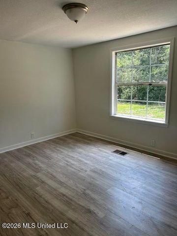 19320 Eldridge Drive, Saucier, MS 39574
