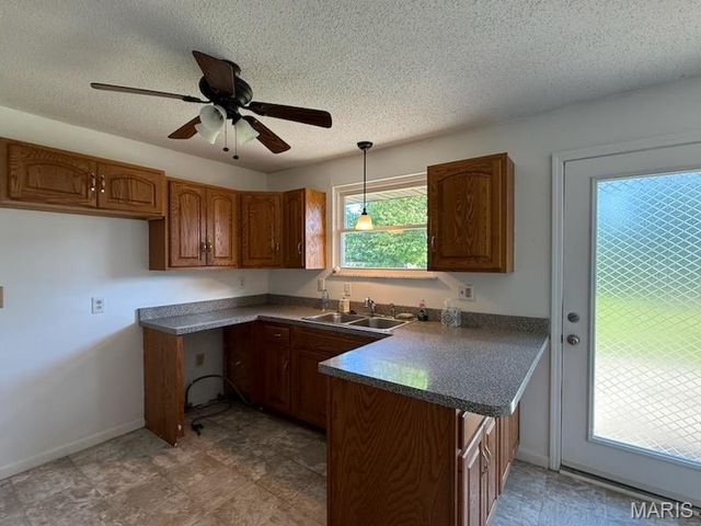 4 Fontainebleau Drive, Granite City, IL 62040