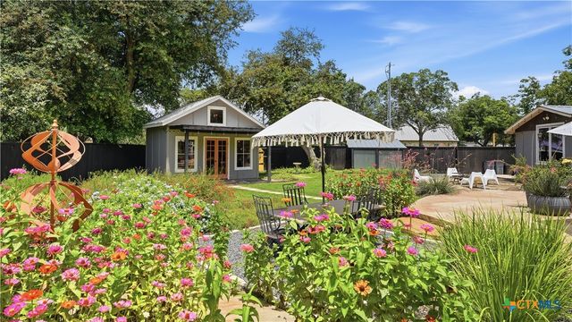 1335 Rivercrest Drive, New Braunfels, TX 78130