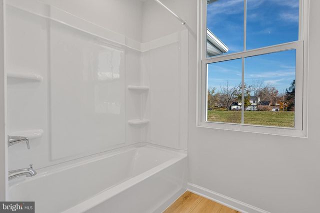 41 EAGLE DR, Gettysburg, PA 17325