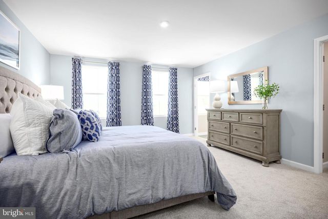 41 EAGLE DR, Gettysburg, PA 17325