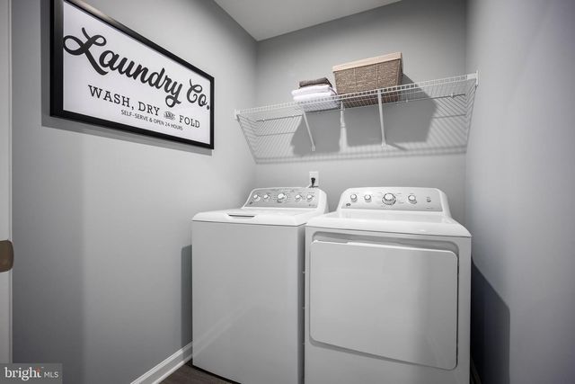 41 EAGLE DR, Gettysburg, PA 17325