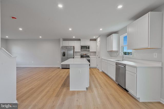 41 EAGLE DR, Gettysburg, PA 17325