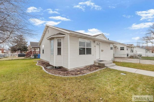 855 E Walnut Street, Pocatello, ID 83201