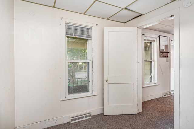 609 N Henry Street, Bay City, MI 48706