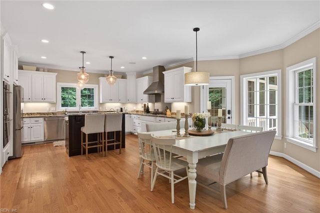 118 Collington RN, Yorktown, VA 23693