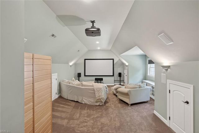 118 Collington RN, Yorktown, VA 23693
