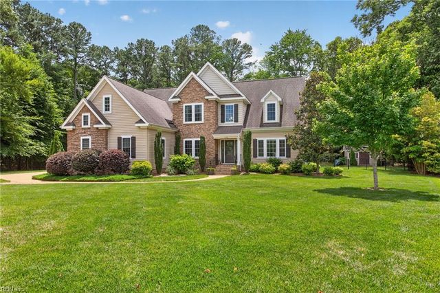 118 Collington RN, Yorktown, VA 23693
