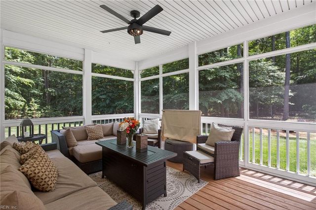 118 Collington RN, Yorktown, VA 23693