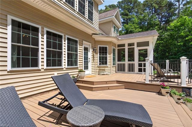 118 Collington RN, Yorktown, VA 23693