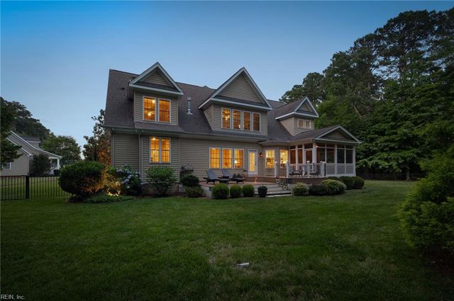 118 Collington RN, Yorktown, VA 23693