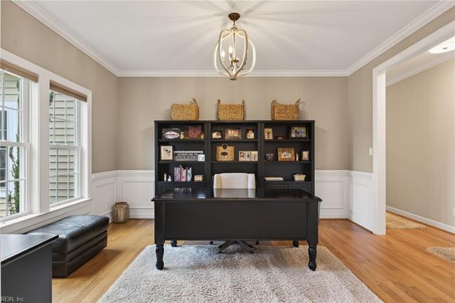 118 Collington RN, Yorktown, VA 23693