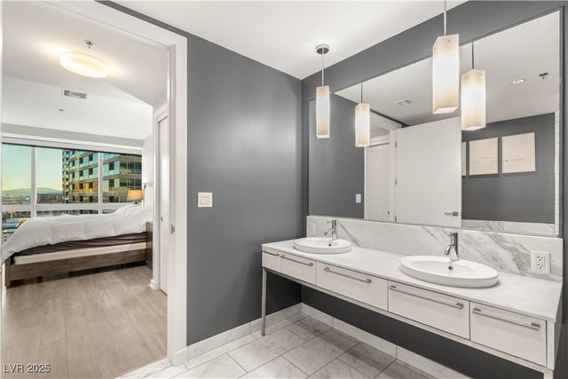 4471 Dean Martin Drive 1907, Las Vegas, NV 89103