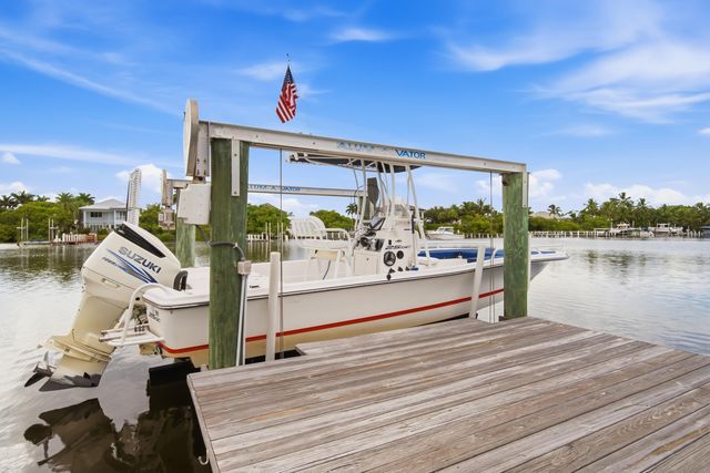 3543 S Ocean Boulevard 107, South Palm Beach, FL 33480