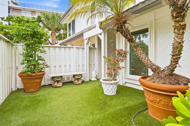 3543 S Ocean Boulevard 107, South Palm Beach, FL 33480