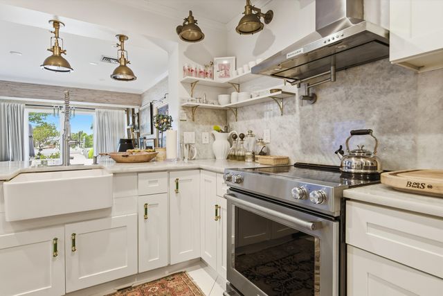 3543 S Ocean Boulevard 107, South Palm Beach, FL 33480