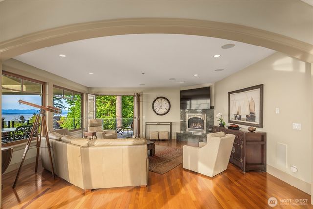 1443 Scurlock Lane, Mukilteo, WA 98275