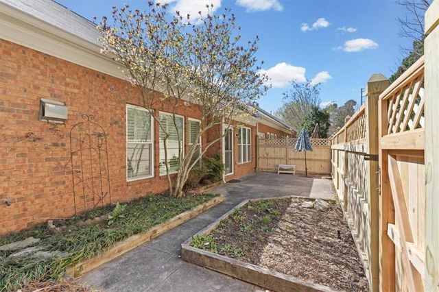 2311 Ventana Crossing 50, Marietta, GA 30062