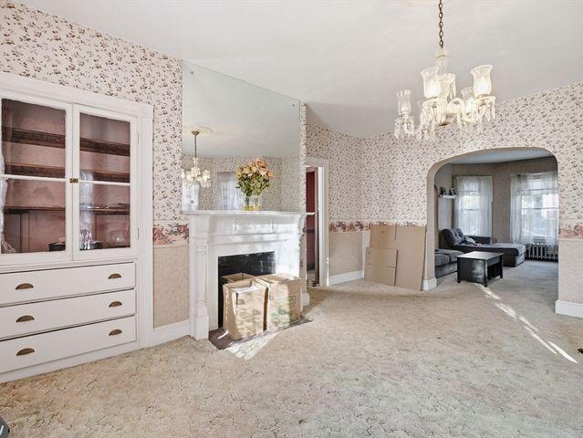 7 Sheldon St, Boston, MA 02131