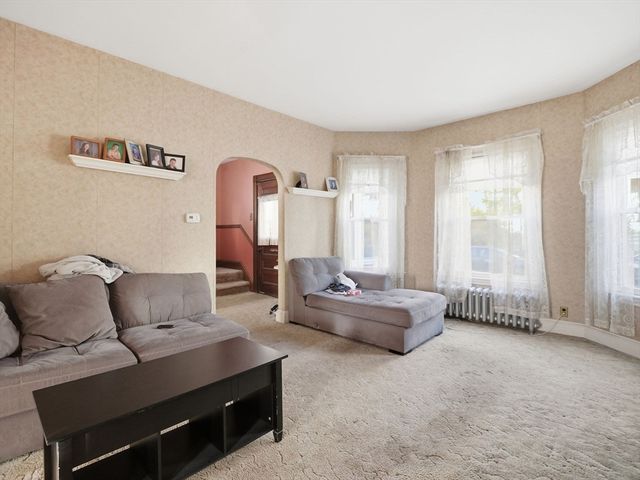 7 Sheldon St, Boston, MA 02131