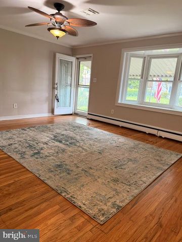 476 CLEARVIEW AVE, Feasterville Trevose, PA 19053