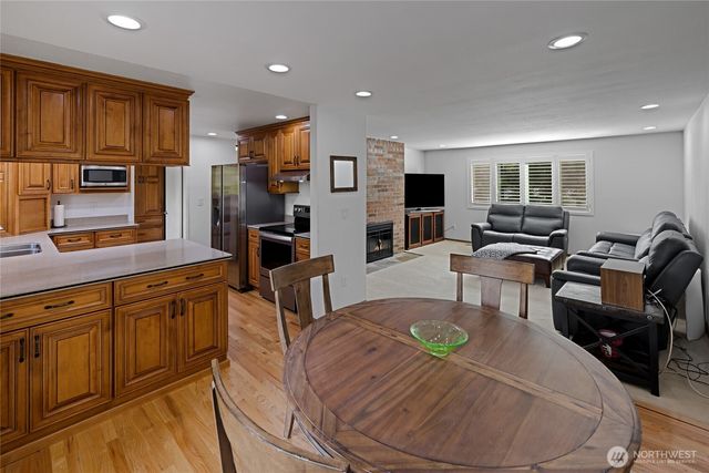 8303 55th Street W, University Place, WA 98467