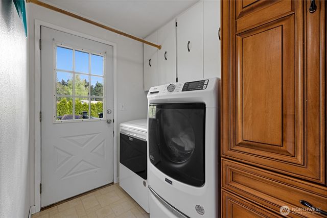 8303 55th Street W, University Place, WA 98467