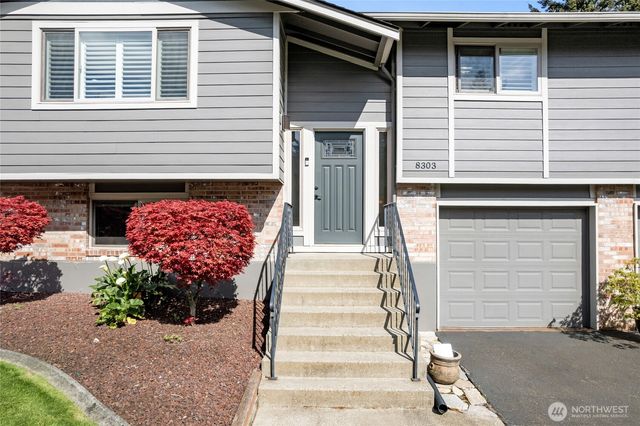 8303 55th Street W, University Place, WA 98467