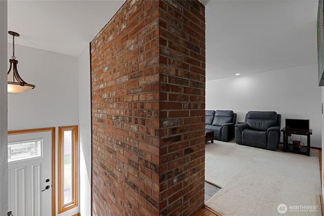 8303 55th Street W, University Place, WA 98467