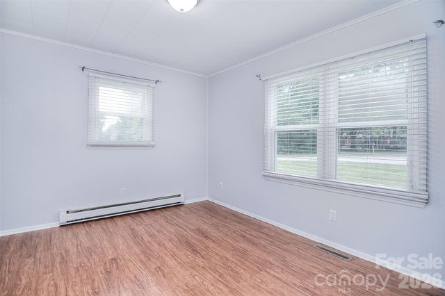 135 Oak Grove Road, Statesville, NC 28677