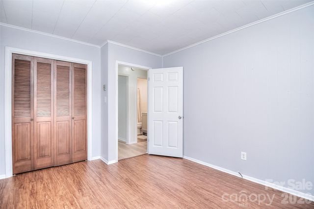 135 Oak Grove Road, Statesville, NC 28677