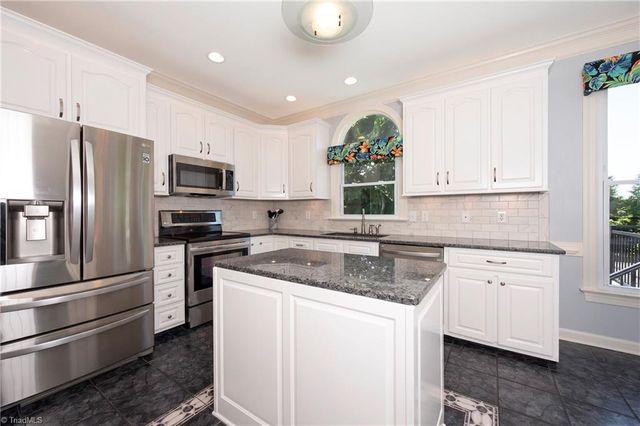 111 Lonetree Court, Advance, NC 27006