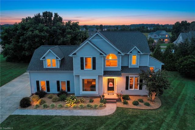 111 Lonetree Court, Advance, NC 27006