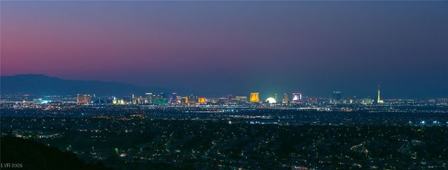 6 Vista Crescent Court, Henderson, NV 89012