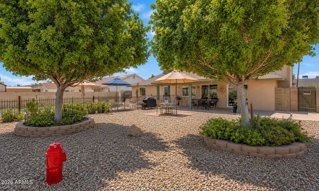 6038 W DESERT HILLS Drive, Glendale, AZ 85304