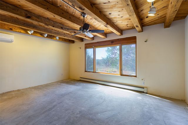 15 Coyote Trail, Santa Fe, NM 87508