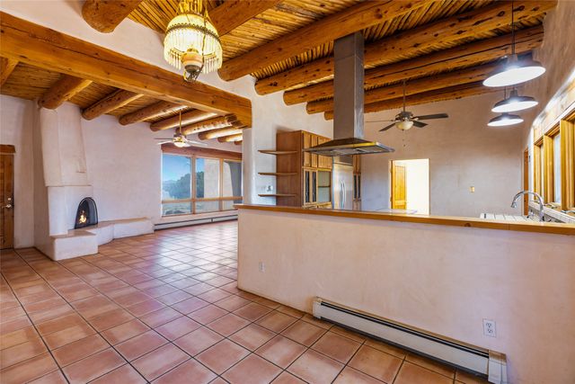 15 Coyote Trail, Santa Fe, NM 87508