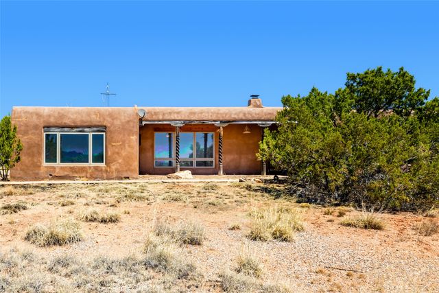 15 Coyote Trail, Santa Fe, NM 87508