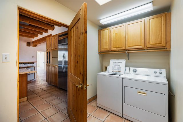 15 Coyote Trail, Santa Fe, NM 87508